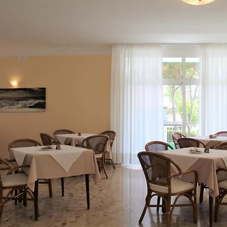 Hotel Palme Park & Included